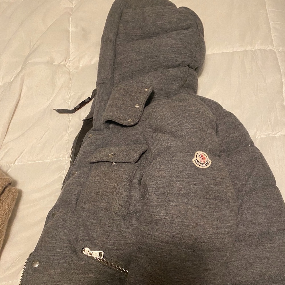 Moncler Mongenevre Jacket (gray)